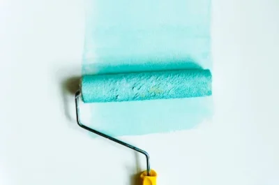 Peinture intérieure à Louâtre — murs, plafonds et boiseries